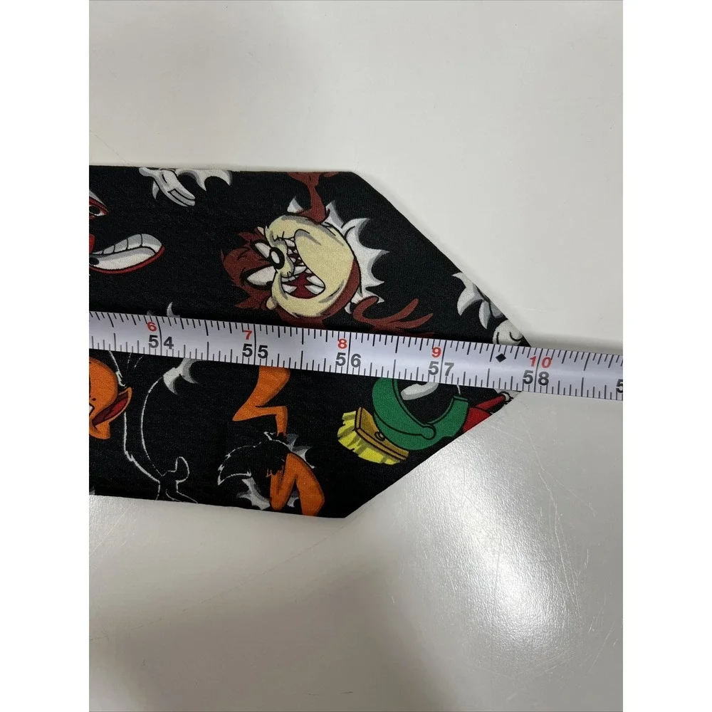 VTG 1995 Looney Tunes 100% Polyester Necktie Bugs Bunny Daffy Duck‎ Tweety Bird